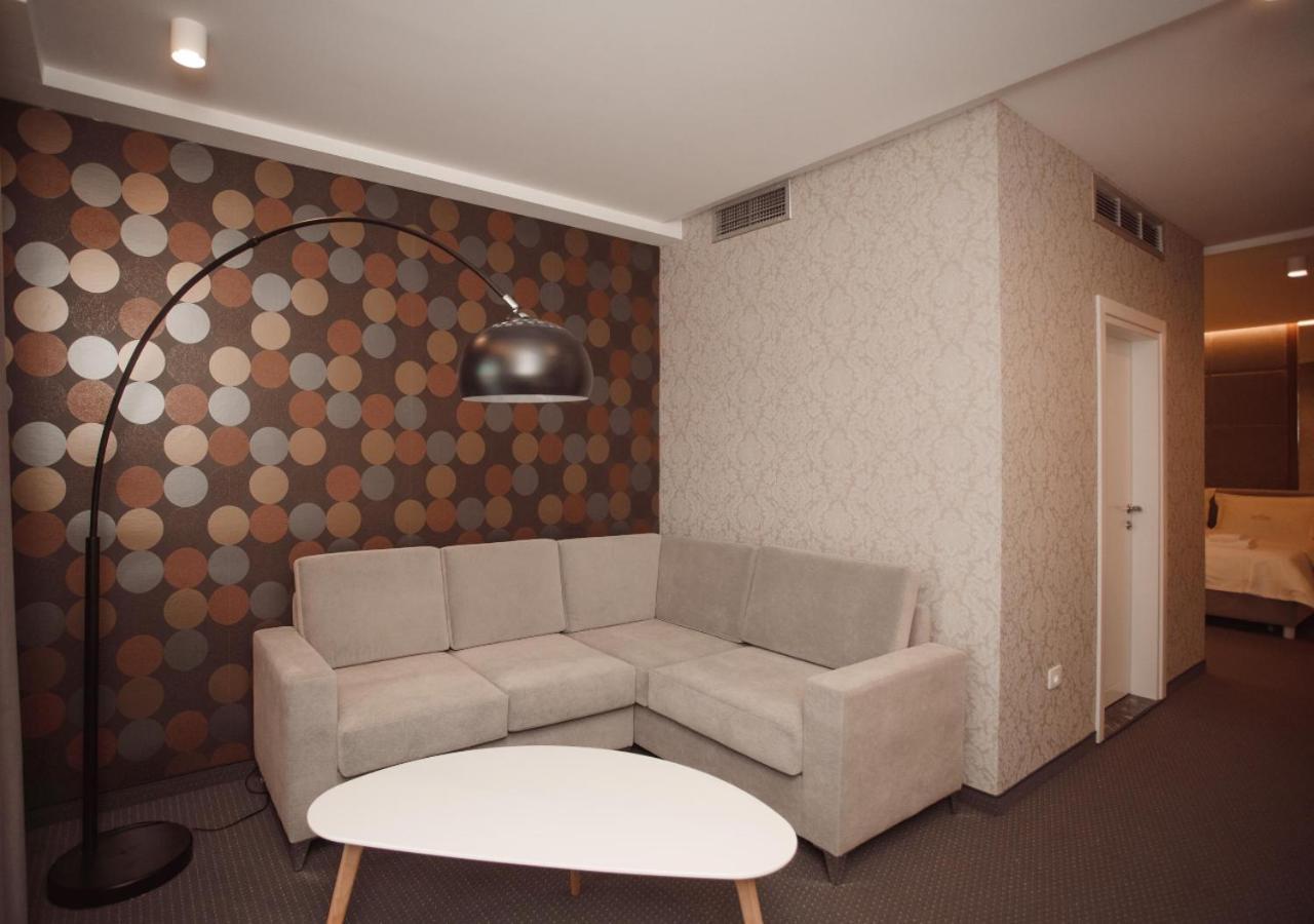 Hotel Chicago Σκόδρα Εξωτερικό φωτογραφία
